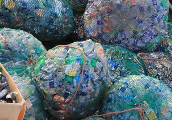 Ada Banyak Larangan Menggunakan Botol Minum Plastik Sekali Pakai, Mengapa Begitu?