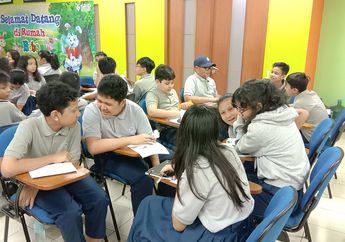 Wah, Teman-Teman dari SMP Al Jabr Islamic School Belajar Membuat Majalah di Rumah Bobo!