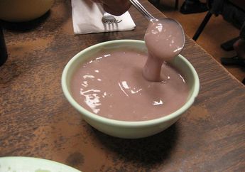 Suka Minuman Rasa Taro? Di Hawaii, Ada Makanan Khas dari Tumbuhan Taro!
