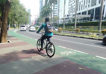 Jalur Khusus Sepeda Seperti di Belanda Juga Ada di Jakarta, lo!