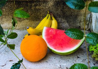 5 Buah Ini Justru Gampang Busuk Jika Disimpan di Dalam Kulkas