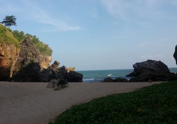 Indahnya Pantai Wohkudu yang Terletak di Antara Tebing, Pernah ke Sini?