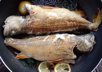 Supaya Tidak Terciprat Minyak, Ikuti Tips Menggoreng Ikan Ini, yuk!