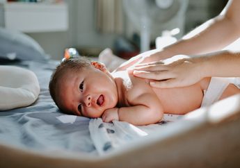 Mengapa Adik Bayi Lebih Sering Cegukan Daripada Kita? #AkuBacaAkuTahu