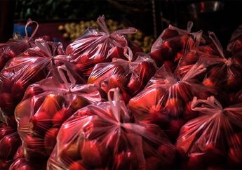 BERITA POPULER: Bahaya Membeli Makanan yang Dibungkus Plastik Kresek Hingga Kebiasaan Sehabis Makan yang Membahayakan Tubuh