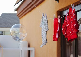 Baju Tidak Kering Lalu Bau Apek? Coba Atasi dengan Lemon, Ini Caranya