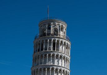 Meskipun Bangunannya Miring, Mengapa Menara Pisa Tidak Ambruk, ya?