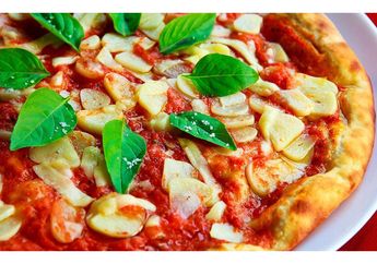 Pizza Hingga Martabak Manis, Inilah 5 Jenis Makanan yang Harus Dihindari saat Makan Malam!