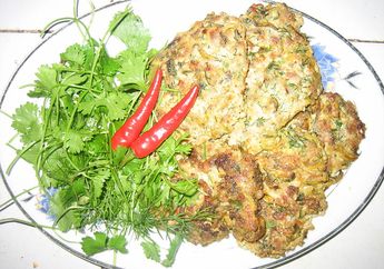 Omelet Khas Vietnam Ini Terbuat dari Cacing, Seperti Apa, ya?
