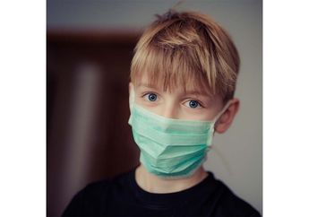 Agar Terhindar dari Virus Corona, Cari Tahu Cara Menggunakan Masker Medis yang Benar, yuk!