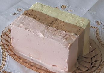 Pernah Coba Es Krim Neapolitan yang Terdiri dari Tiga Rasa? Ini Asal-usulnya
