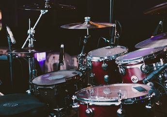Alat Musik Ritmis Tidak Bisa Menghasilkan Nada, Bagaimana Ia Berperan dalam Musik?