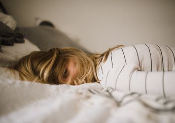 Mengapa Wajah Saat Bangun Tidur Terlihat Berbeda, ya? Cari Tahu 4 Hal yang Bisa Memengaruhinya