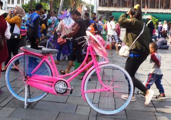 Mengapa Sepeda untuk Laki-Laki dan Perempuan Bentuknya Berbeda?