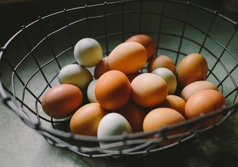 Stop Kebiasaan Mencuci Daging Ayam Mentah dan Telur Sebelum Dimasak, Ketahui Dampak yang Bisa Terjadi