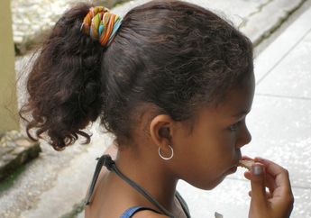Ikatan Rambut Terlalu Kencang Bisa Sebabkan Pusing, Ketahui Juga Dampak Lain, Salah Satunya Rambut Rontok