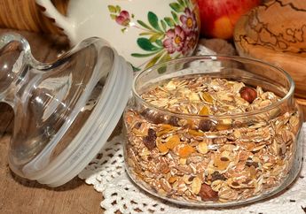 Baik untuk Kolesterol dan Kesehatan Jantung, Coba Buat 5 Resep Oatmeal Ini untuk Sarapan, yuk!