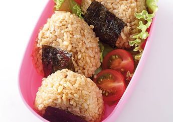Ingin Buat Menu Sarapan Praktis dan Lezat? Coba Buat Onigiri Tuna Khas Jepang, yuk!