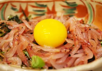 Mengenal Sakura Ebi, Mengandung Banyak Nutrisi dan Dapat Bercahaya di Malam Hari
