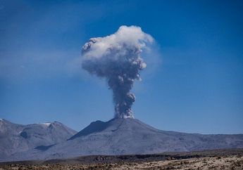 Negara Manakah yang Memiliki Gunung Api Paling Banyak di Dunia?