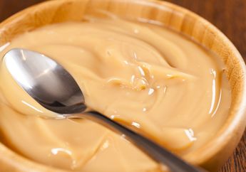 Mengapa Gula yang Semula Berwarna Putih saat Dipanaskan Menjadi Cokelat?