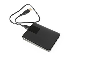 Mengenal Pengertian Hard Disk dan Manfaat Hard Disk Eksternal 