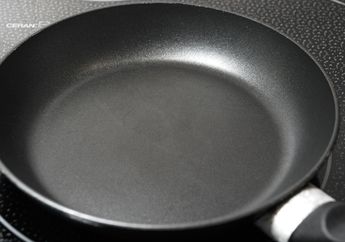 Mengapa Bahan Lain Tidak dapat Menempel di Permukaan Teflon?