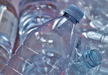 Jangan Lagi Isi Ulang Botol Plastik Kemasan, Bisa Terkontaminasi Bakteri dan Zat Kimia