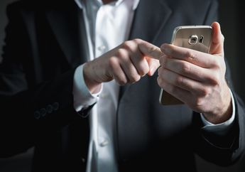 5 Dampak Negatif Akibat Terlalu Sering Menggunakan Media Sosial