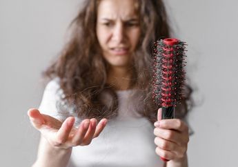 Rambut Rontok? Ini Cara Merawat Rambut agar Tetap Sehat dan Kuat