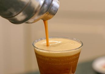 Kenapa Teh Tarik Dituang dengan Cara Ditarik?