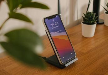 Dampak Buruk Menggunakan Wireless Charging Smartphone