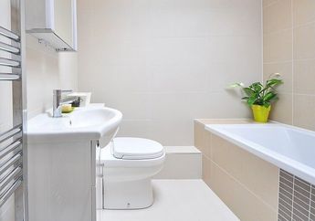 Jangan sampai Muncul Jamur, Ini Cara Mudah Mengatasi Kelembapan di Kamar Mandi