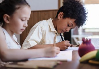 Cari Jawaban Materi Kelas 6 SD/MI Tema Wirausaha, Bagaimana Cara Mengisi Formulir Pendaftaran Anggota Persatuan Bulu Tangkis Junior 'Gesit'?