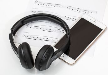 Cara Menyambungkan Headset Bluetooth ke Smartphone
