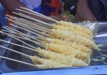 Pasti Enak dan Berhasil, Ini Trik Pedagang Membuat Telur Gulung yang Laris Manis