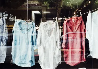 Jangan Panik Dulu, Ini 5 Bahan di Rumah yang Bisa Hilangkan Noda Tinta di Baju! Dari Pasta Gigi hingga Mentega