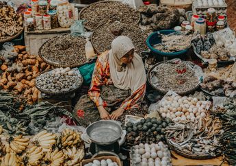 Jawab Soal Teks Bacaan 'Menghargai Kegiatan Usaha Ekonomi Orang Lain', Kelas 5 Tema 8