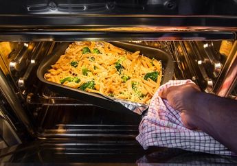 Bagaimana Cara Efisien untuk Memanaskan Makanan di Microwave?