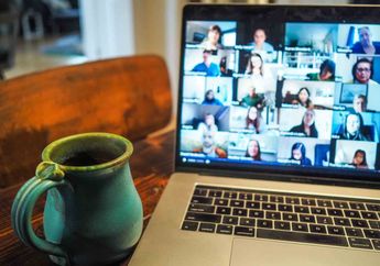 Ungkapan yang Digunakan saat Rapat Virtual dalam Bahasa Inggris
