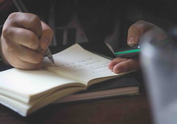 Contoh Kalimat Simple Future Tense Positif, Negatif, dan Interrogative