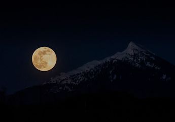 Apa Itu Fenomena Pink Moon? Bisa Disaksikan Sabtu Malam Sebelum Matahari Terbenam