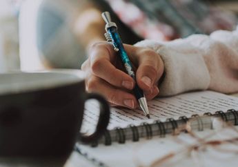 Perbedaan Penggunaan Kata Rise dan Raise dalam Bahasa Inggris