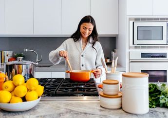 Bagaimana Cara Menyimpan Makanan Sisa Lebaran?