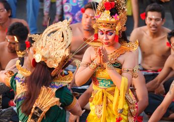 Contoh Soal dan Pembahasan Materi tentang Pola Lantai Tarian Tradisional