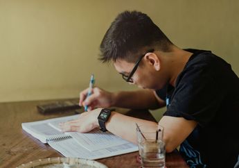 Kumpulan Soal dan Jawaban Materi Interrogative dan Declarative Sentence