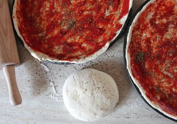 Ingin Membuat Pizza Sendiri di Rumah? Begini Cara Membuat Adonan Pizza yang Lembut nan Empuk