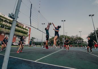 Bagaimana Sikap Tubuh dalam Permainan Bola Voli?