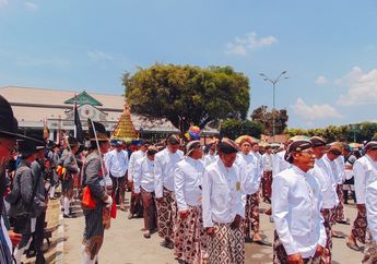 Daftar Penamaan Bulan dan Hari Berdasarkan Kalender Jawa