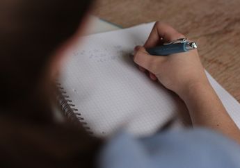 Kumpulan Soal dan Jawaban Bahasa Inggris Materi Contraction Pronunciation